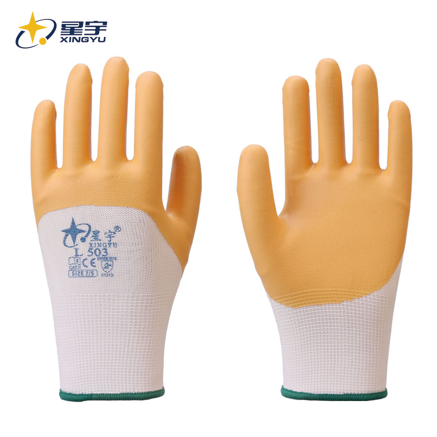 L503-十三针尼龙乳胶光面半浸手套